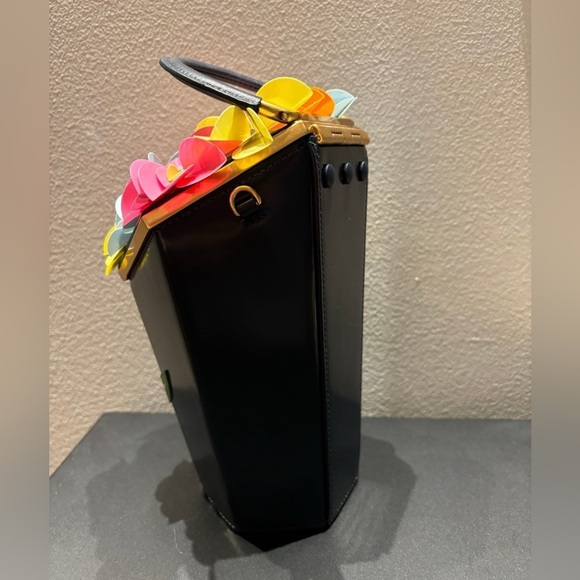 Kate Spade 3-D in bloom handbag - Picture 5 of 7